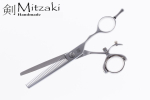 Effilierschere -DUO FLEX von MITZAKI (6,0 Zoll), Duo-Flex-Form, Daumenring durch doppeltes Gelenk in alle Richtungen beweglich, somit extrem gelenkschonend, Fingerhaken verschraubt,Scherenklingen aus 440C Japanstahl